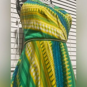 Pretty Pretty backless dress. Good condition!